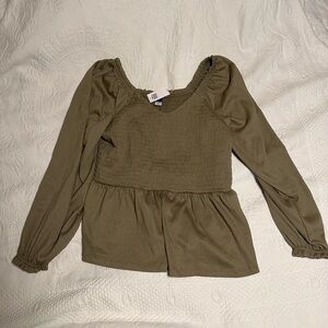 NWT old navy women’s olive green ruched peplum top long sleeve size large
